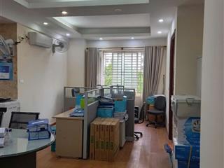 Chính chủ, bán chung cư khu đô thị thành phố giao lưu dt 76m² gồm 2 phòng ngủ 2 wc. giá 5.7 tỷ