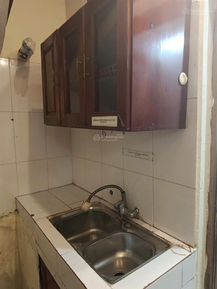 Cho thuê nhà riêng chính chủ  ở ngay cạnh sân bóng mỹ đình