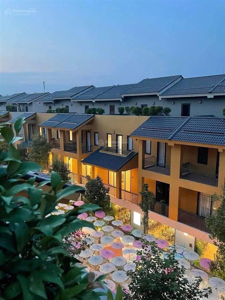 Nghỉ dưỡng cho giới tinh hoa  biệt thự khoáng nóng ven đô