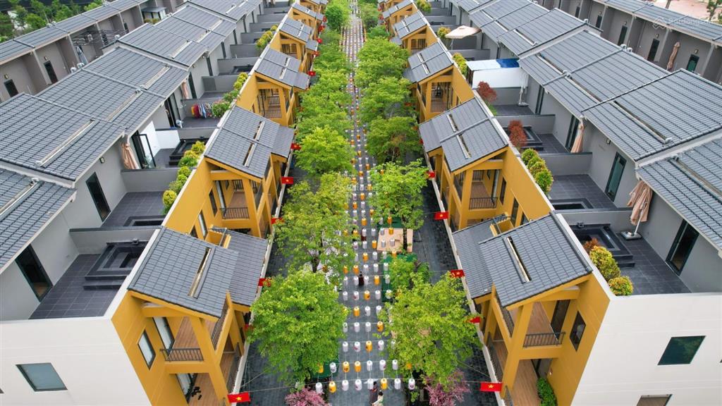 Nghỉ dưỡng cho giới tinh hoa  biệt thự khoáng nóng ven đô