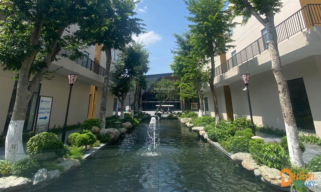 Nghỉ dưỡng cho giới tinh hoa  biệt thự khoáng nóng ven đô