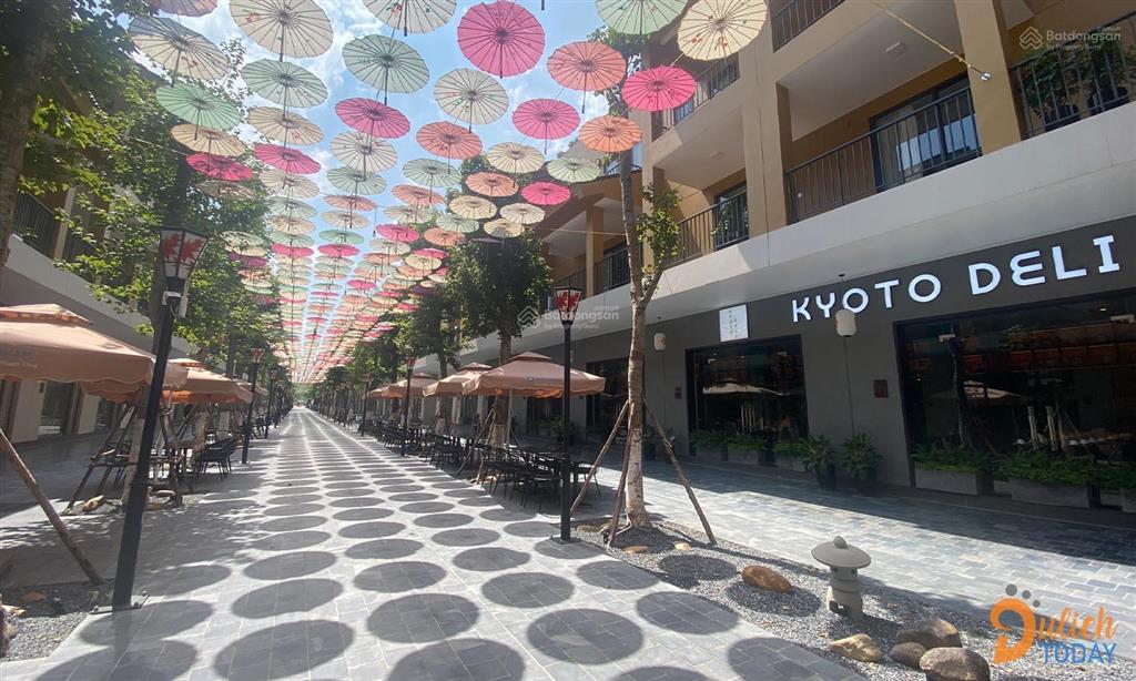 Nghỉ dưỡng cho giới tinh hoa  biệt thự khoáng nóng ven đô