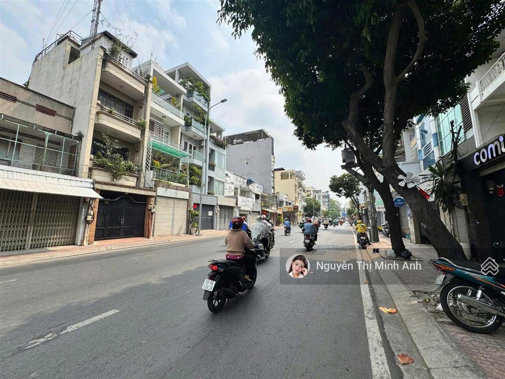 58 tỷ! bán căn góc 3 mặt tiền 90 đào duy anh, phường 09, quận phú nhuận  9m x 28.5m  4 tầng