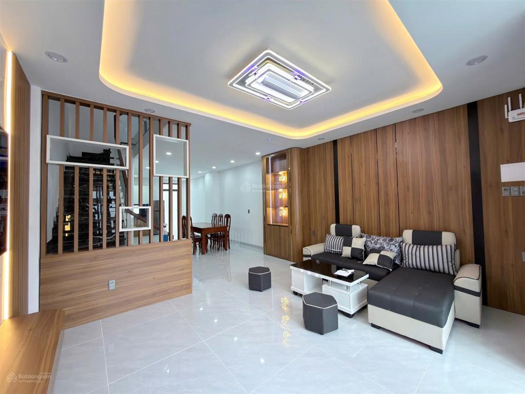Bán nhà đẹp 3 tầng mới đô lương phường nha trang