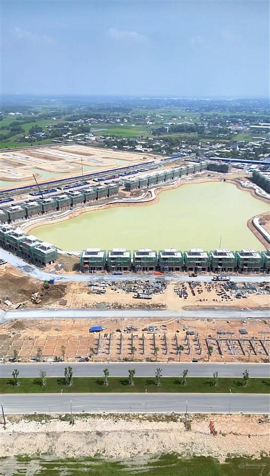 Bán đất vườn 18,5x52 sau lưng biệt thự đảo vinhome