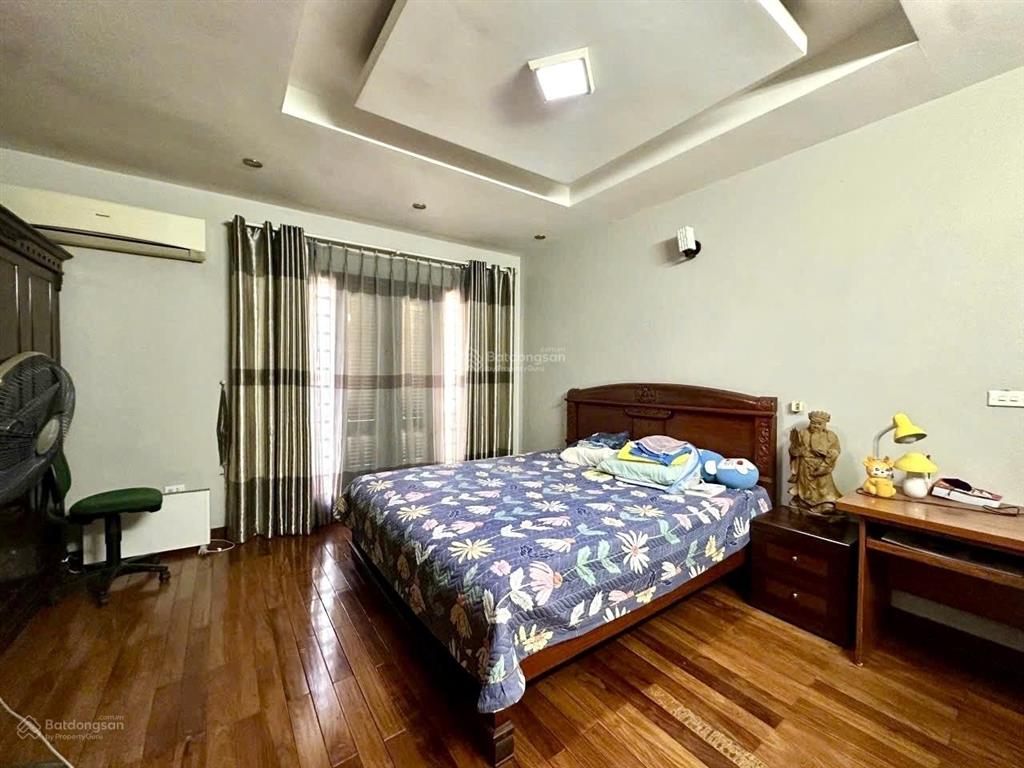 Nhà phong cách bt sân vườn duy nhất ngọc lâm. phân lô xây building cực nét