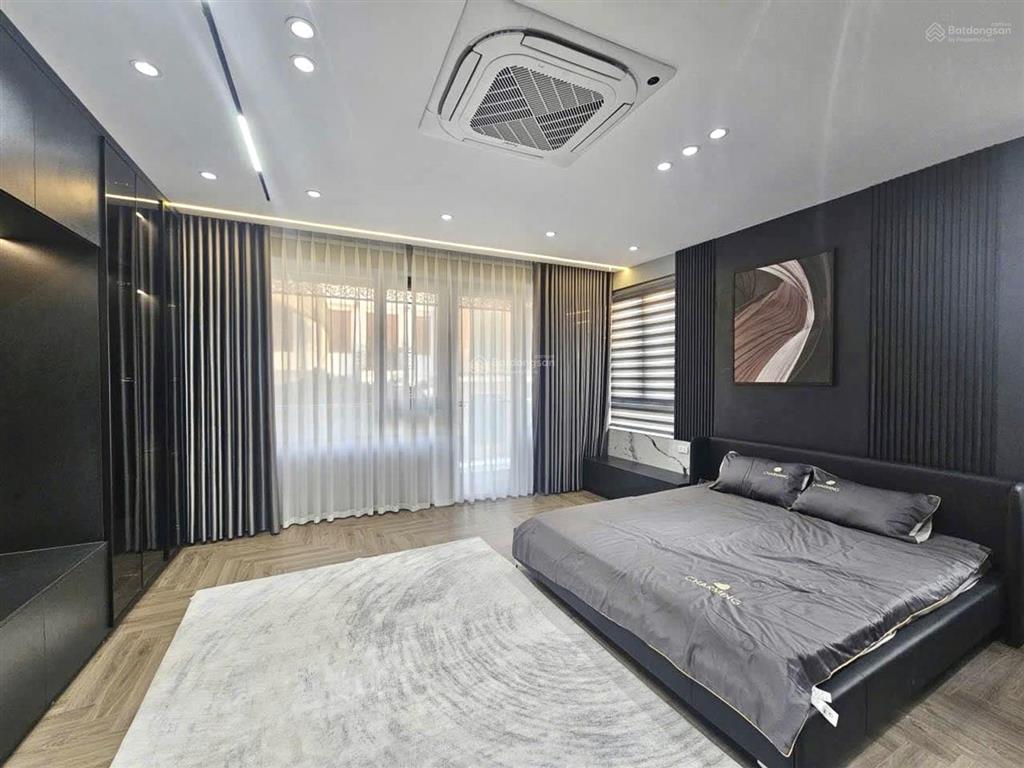 Ảnh thật 100% khu tđc thượng thanh. dân xây vip full đồ hiện đại. xem là phê