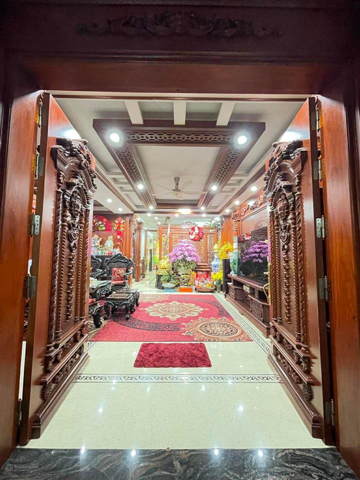 Siêu phẩm bt dân xây thang máy trung tâm bồ đề. ngay trường wellspring. bv tâm anh