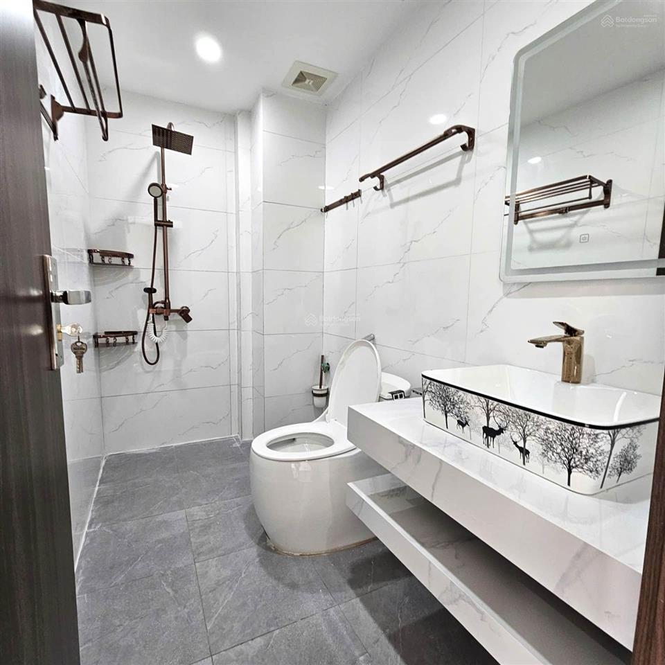 Nhà mới ở ngay. phân khúc hiếm. dân xây độc lập 1 căn