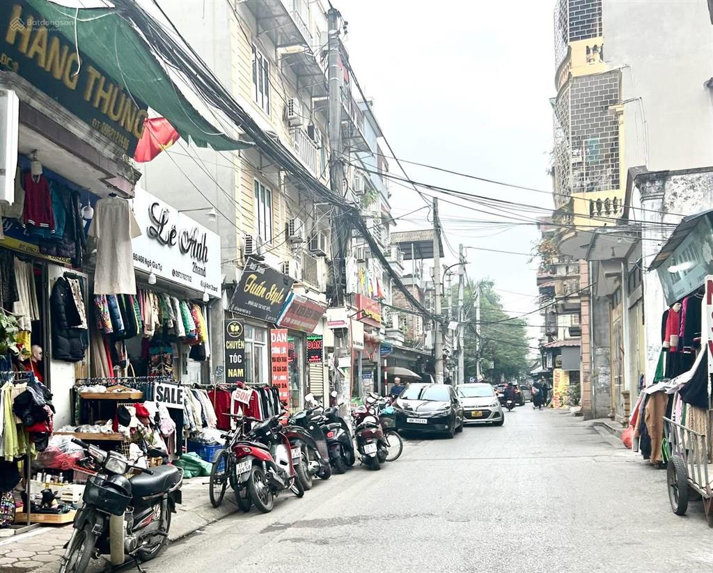 Việt hưng  giá đầu tư 2 ô tô tránh thông. tiện ích ngập tràn