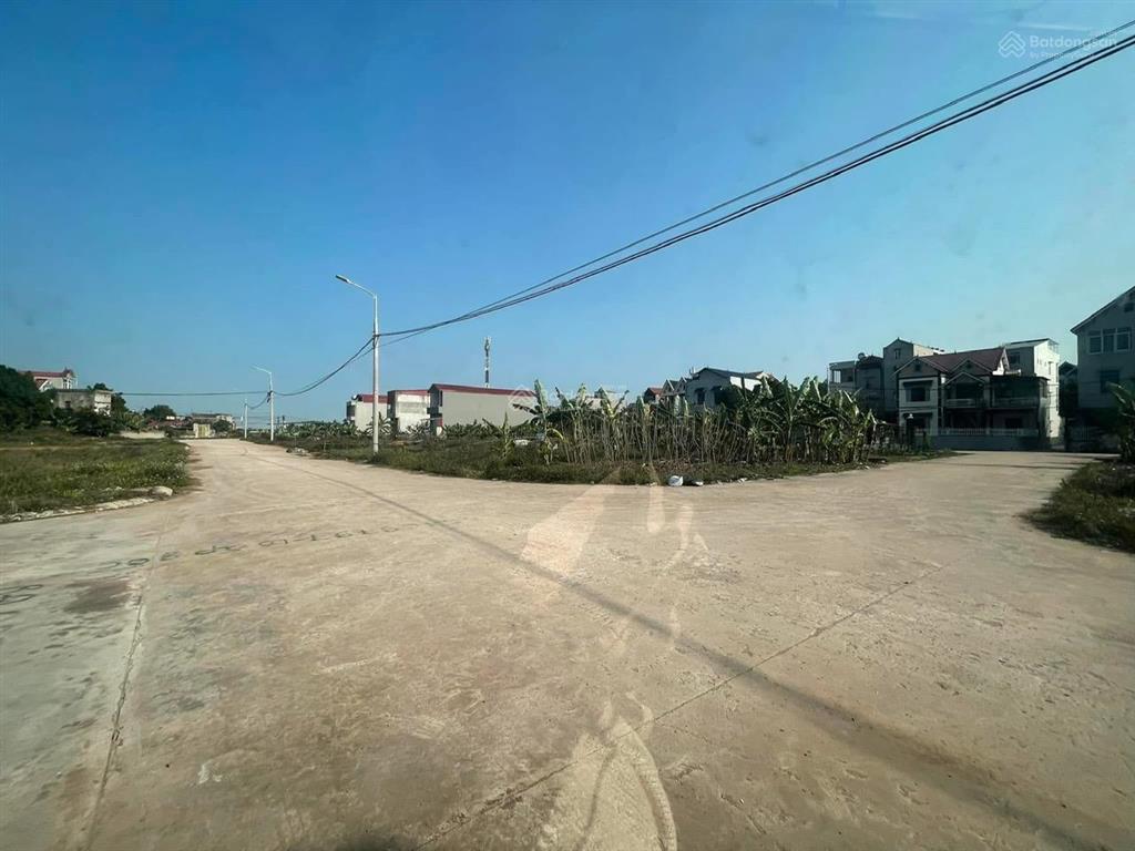 Bán nhiều lô đất quanh khu công nghiệp tân hưng, lạng giang chuẩn bị đi vào hoạt động nhộn nhịp