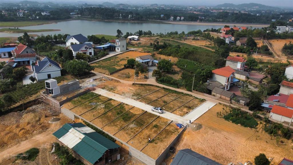 Bán đất lương hội trung giã, 100m2 mt 6m, 680 triệu, đường 4.5m thông, cạnh kcn  du lịch  dịch vụ