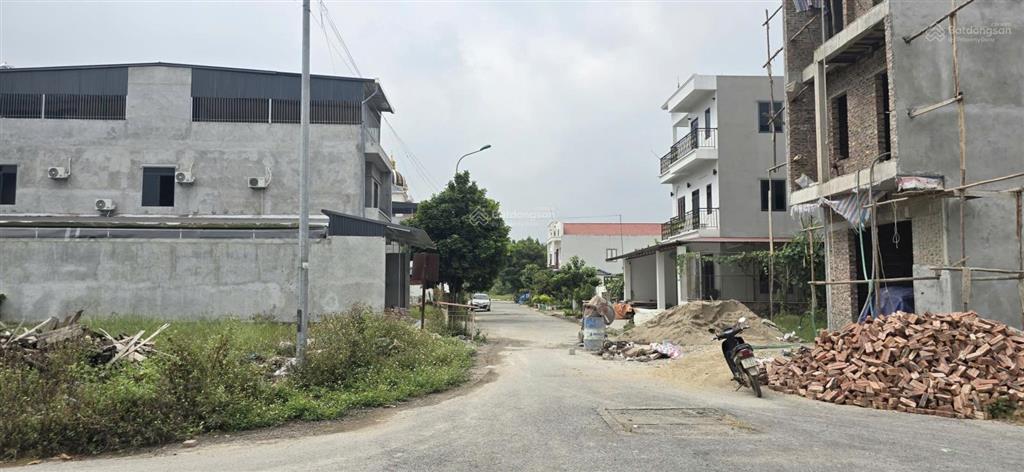 Bán đất tái định cư bắc sơn trung giã, 179m mặt tiền 10m đường rộng 10m giá chỉ 3,2 tỷ