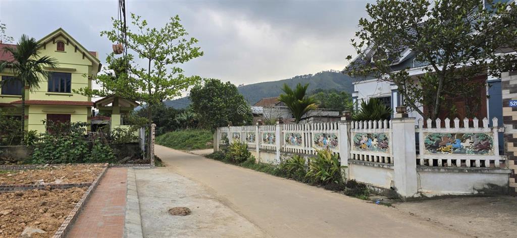 Bán đất phúc xuân  trung giã, đường thông, vỉa hè 6m, 210m2, mt 7m, chào bán 1.9 tỷ, du lịch