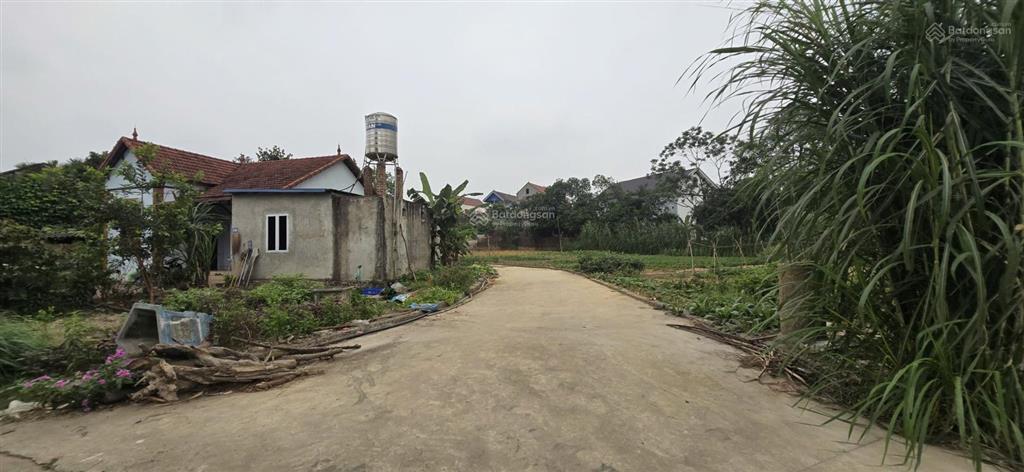 Bán đất đô lương trung giã, 107m mt 5m, giá 900 triệu, ô tô tránh vỉa hè rộng