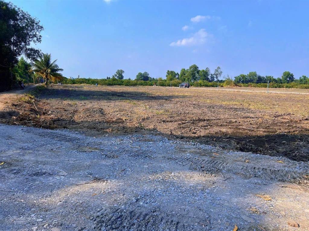 Bán đất 500m2 tại xã thạnh hòa, 285 triệu, huyện bến lức, long an
