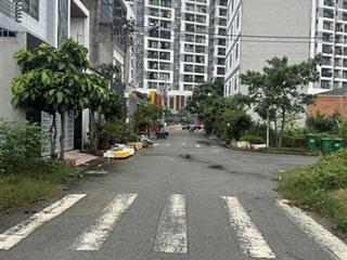 Chính chủ cần bán nền đất rio centro gò cát ngang 5m, 80m2, đối diện chung cư ricca đường rộng 30m