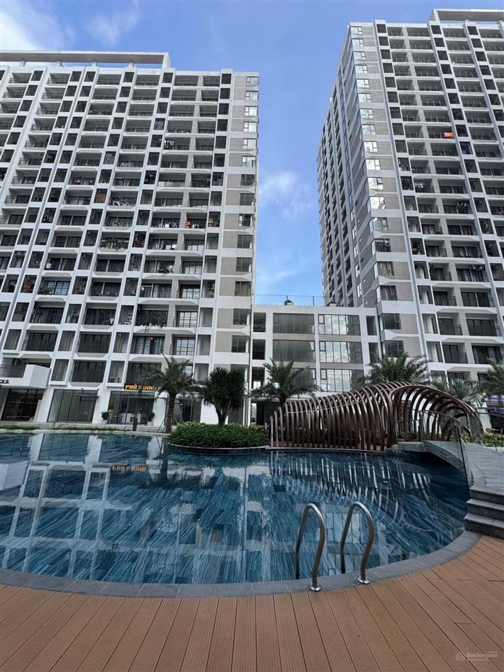 Cho thuê shophouse 10tr view hồ bơi chung cư cao cấp mt eastmark city, bao pql