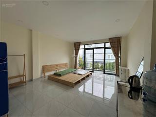 Cho thuê phòng có ban công 40m2 giá 3tr, nguyễn duy trinh, phú hữu, bao hết phí, giờ tự do