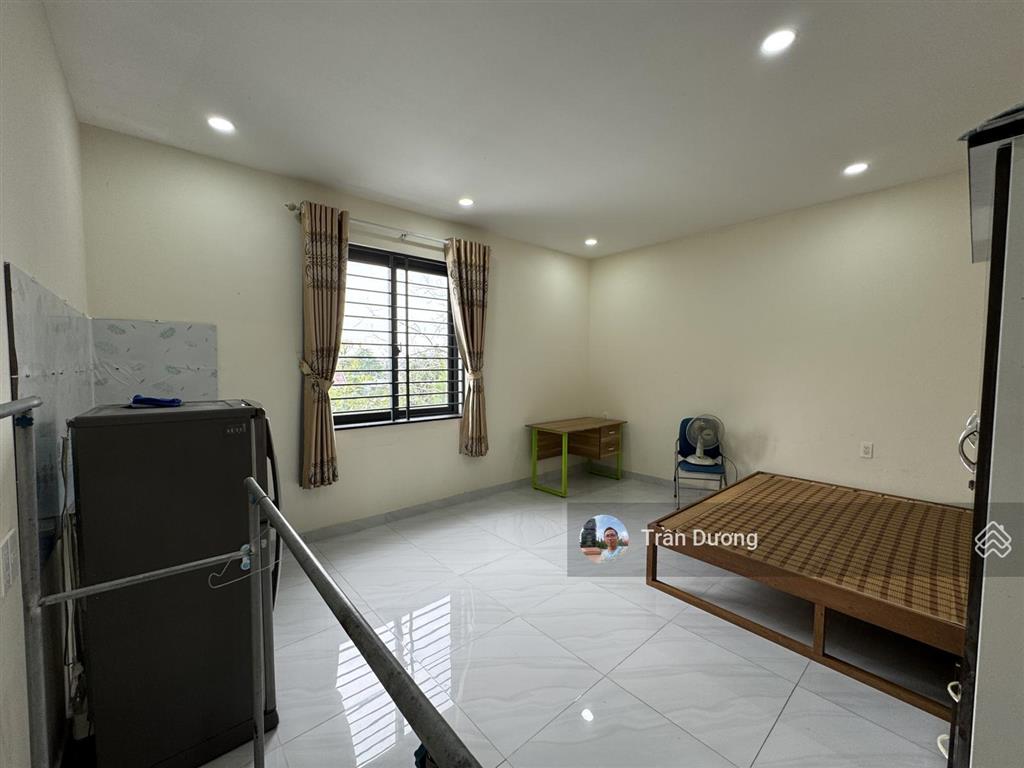 Cho thuê phòng 30m2 giá 3tr, nguyễn duy trinh, phú hữu, bao hết phí, bao mát, giờ tự do