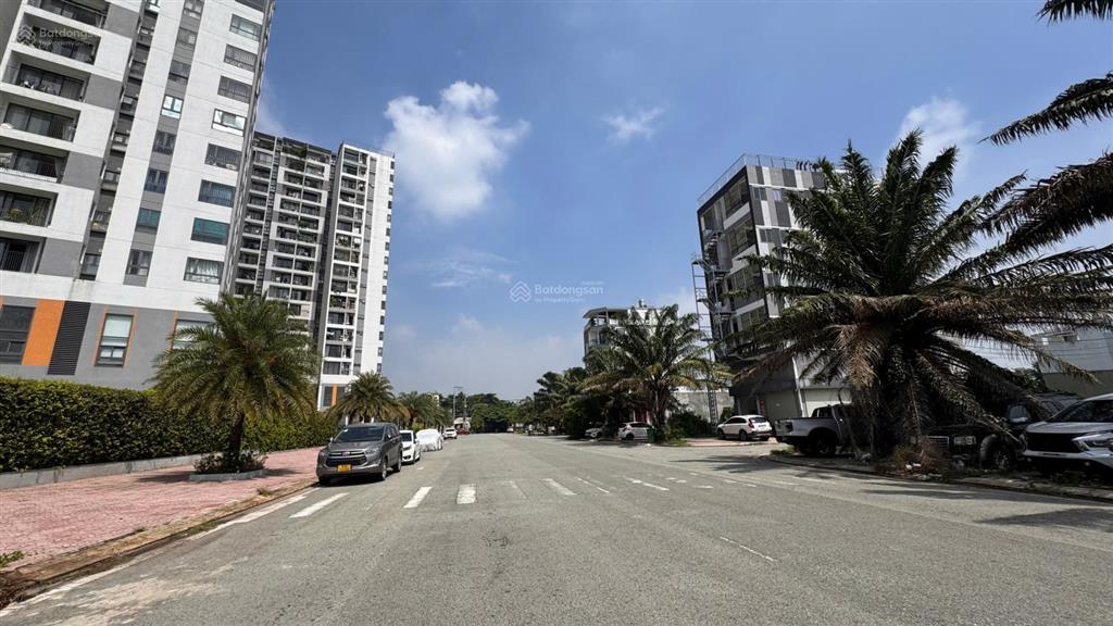 Bán nền 90m² mặt tiền 30m rio centro  gò cát, nguyễn duy trinh  đối diện ricca  giá 8,1 tỷ