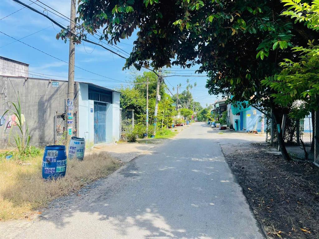 181m² đất mặt tiền đường nhựa thị trấn củ chi chỉ 580 triệu