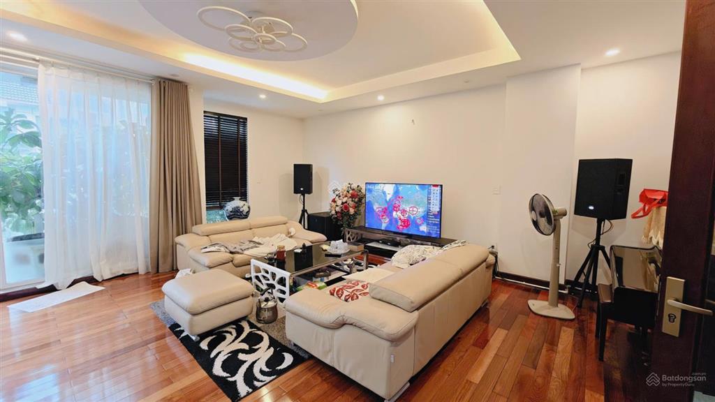 Cho thuê biệt thự lê hồng phong  60 triệu / tháng