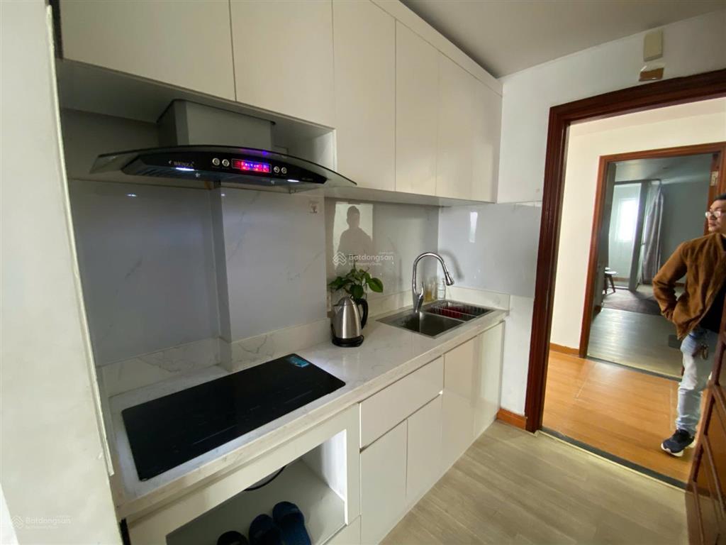 Cho thuê khách sạn / tòa căn hộ 6 tầng (500m2)  gần trung tâm