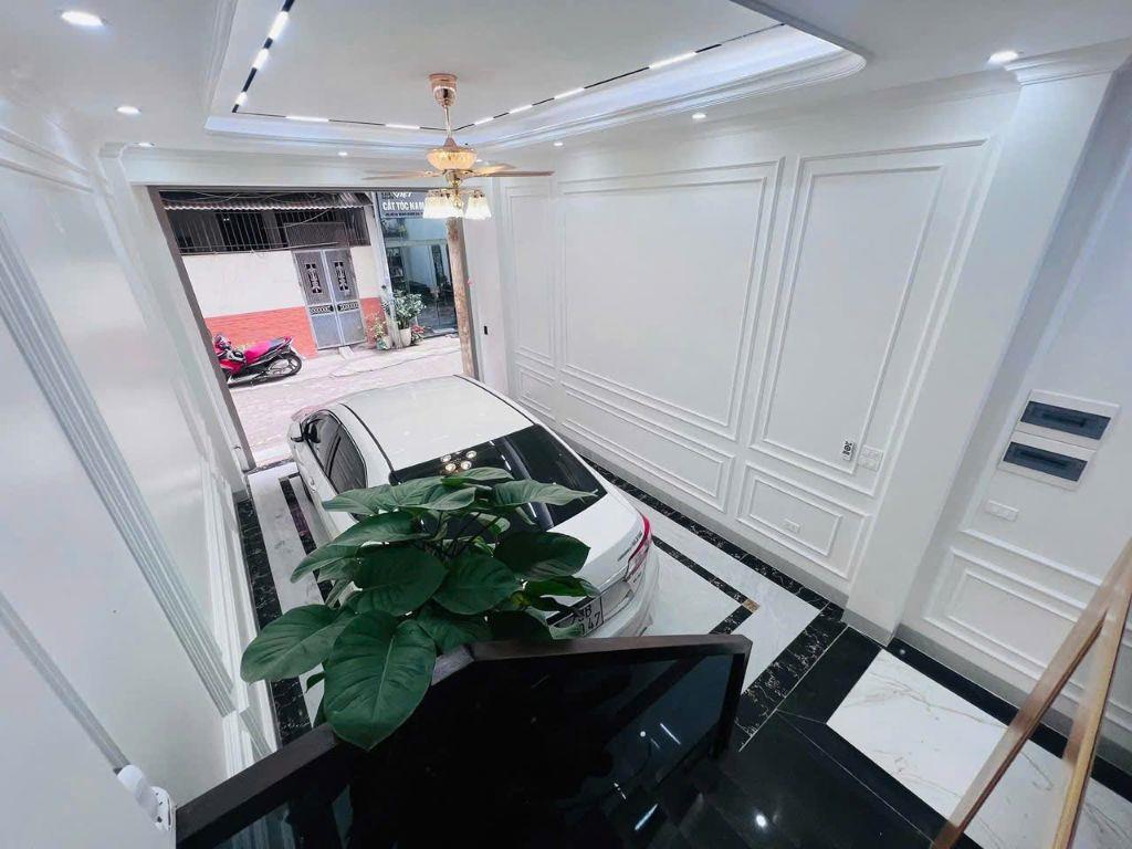 Ô TÔ VÀO NHÀ - HOÀNG QUỐC VIỆT - 55 M 6 TẦNG - THANG MÁY 