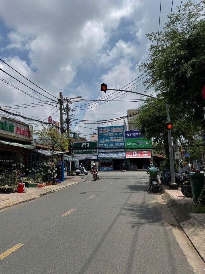 BÁN NHÀ MT PHƯỚC BÌNH – SÁT ĐỖ XUÂN HỢP – CẠNH GLOBAL CITY –107M2 (4X25M)– CHỈ 8,5 TỶ