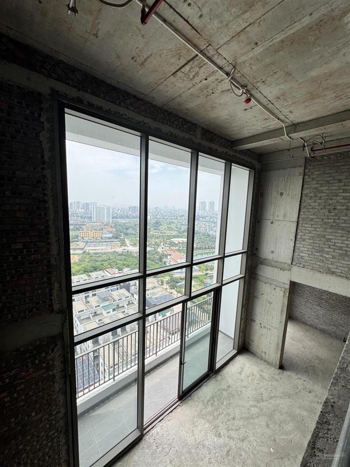 Bán duplex đông nam view hồ 238m2 cách phố 15p di chuyển hỗ trợ vay bank