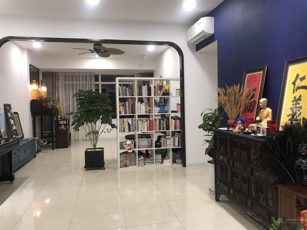 Bán căn 3pn saigonpearl  140m2  view đẹp