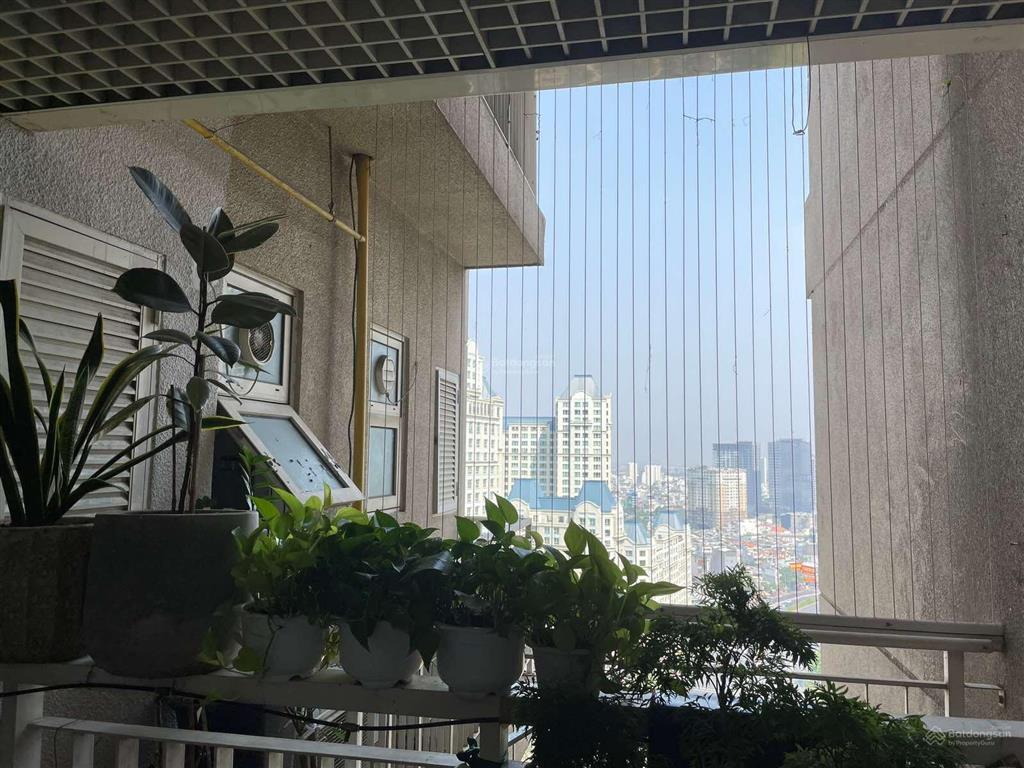 Bán căn 3pn saigonpearl  140m2  view đẹp