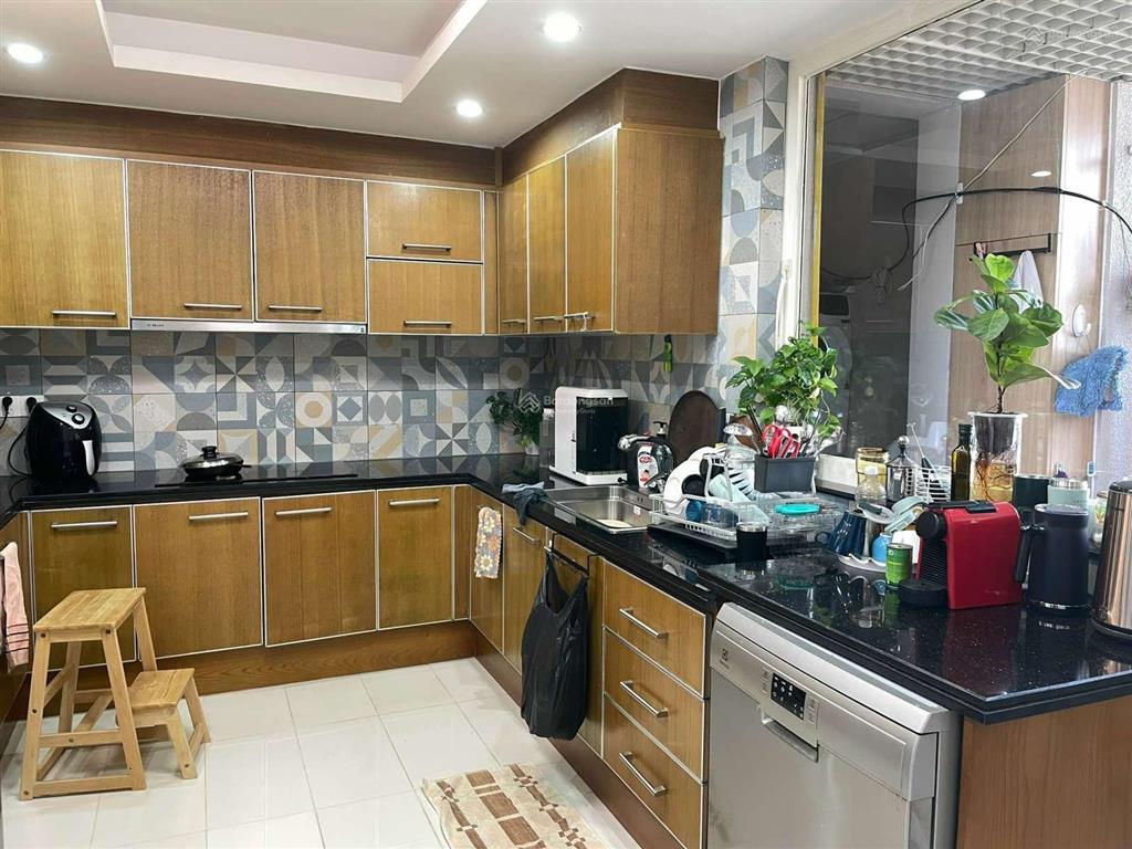 Bán căn 3pn saigonpearl  140m2  view đẹp