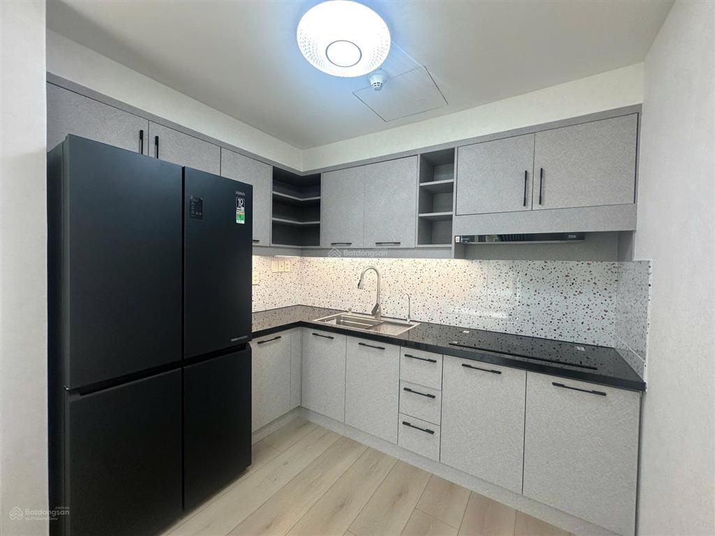 Bán căn 2pn the manor  73m2  nhà mới thiết kế đẹp