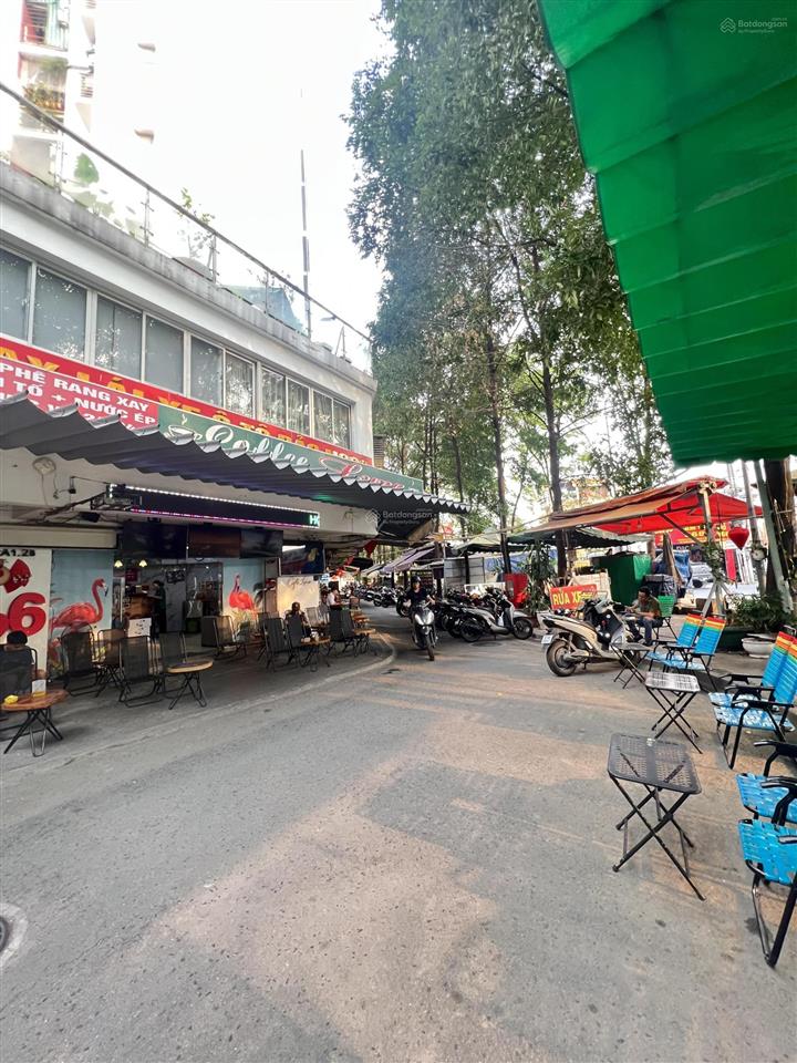 Chính chủ gửi căn shophouse ruby celadon 69m2  khu vực sầm uất  kinh doanh tốt