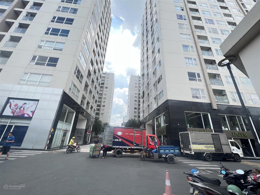 Bán căn shophouse skycenter  mặt tiền đường phổ quang  cách sân bay tsn 5 phút