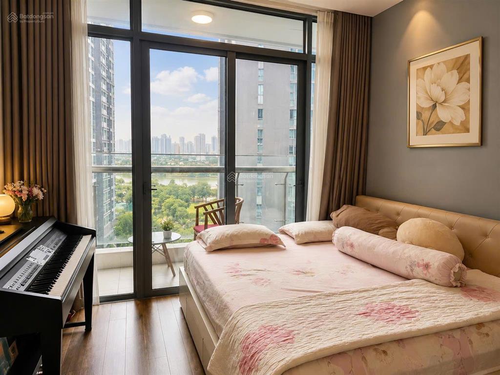 Chuyển nhượng gấp 3pn vinhome  park 7 có giá tốt cho khách thiện chí