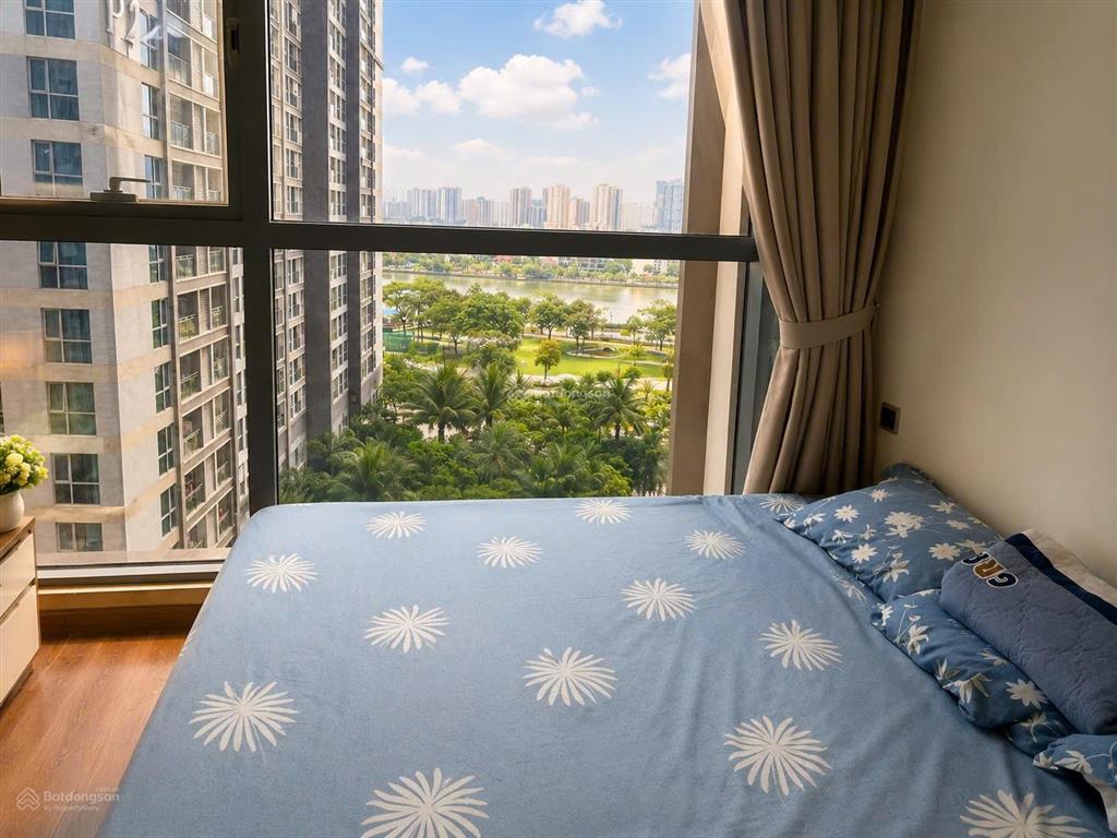 Chuyển nhượng gấp 3pn vinhome  park 7 có giá tốt cho khách thiện chí