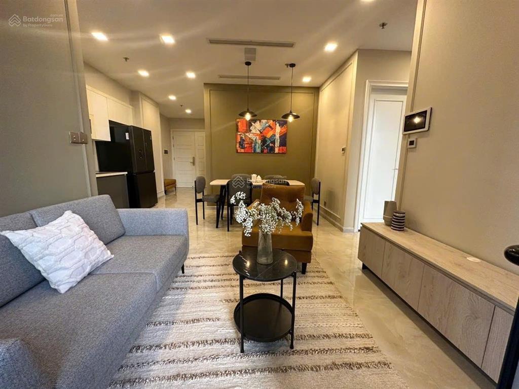 Chính chủ gửi bán vinhomes golden river 2 phòng ngủ  full nội thất đẹp  view sông