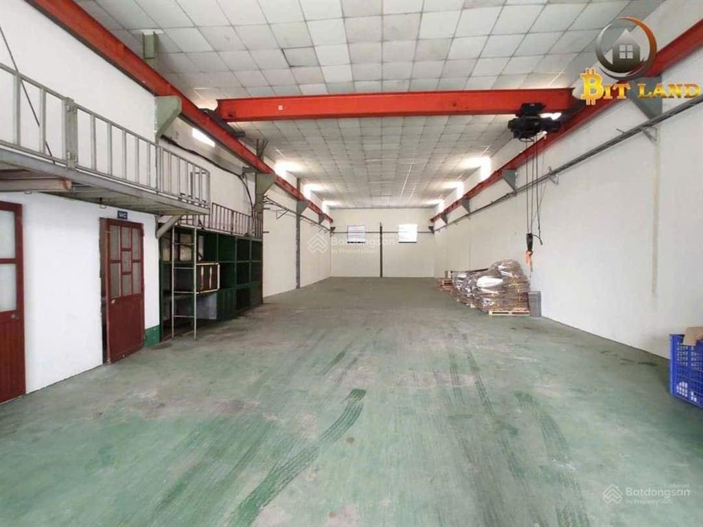Cho thuê nhà xưởng cơ khí mặt tiền đường lớn long bình tân