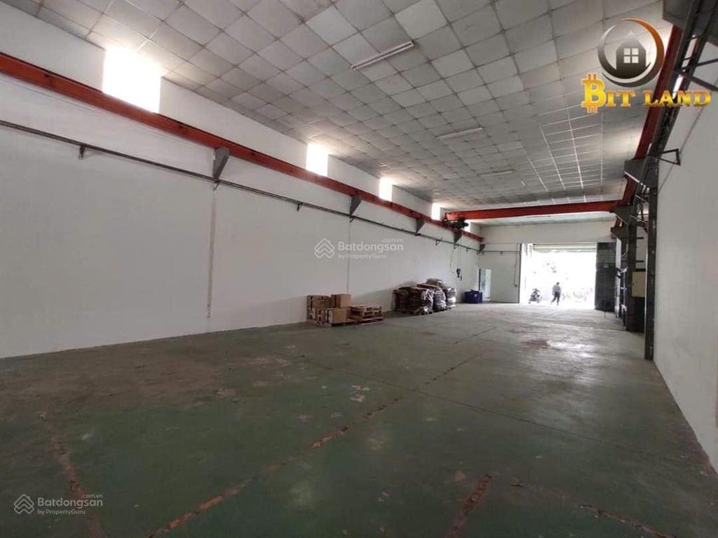 Cho thuê nhà xưởng cơ khí mặt tiền đường lớn long bình tân