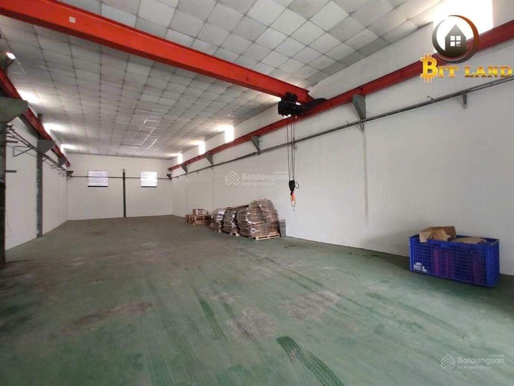 Cho thuê nhà xưởng cơ khí mặt tiền đường lớn long bình tân
