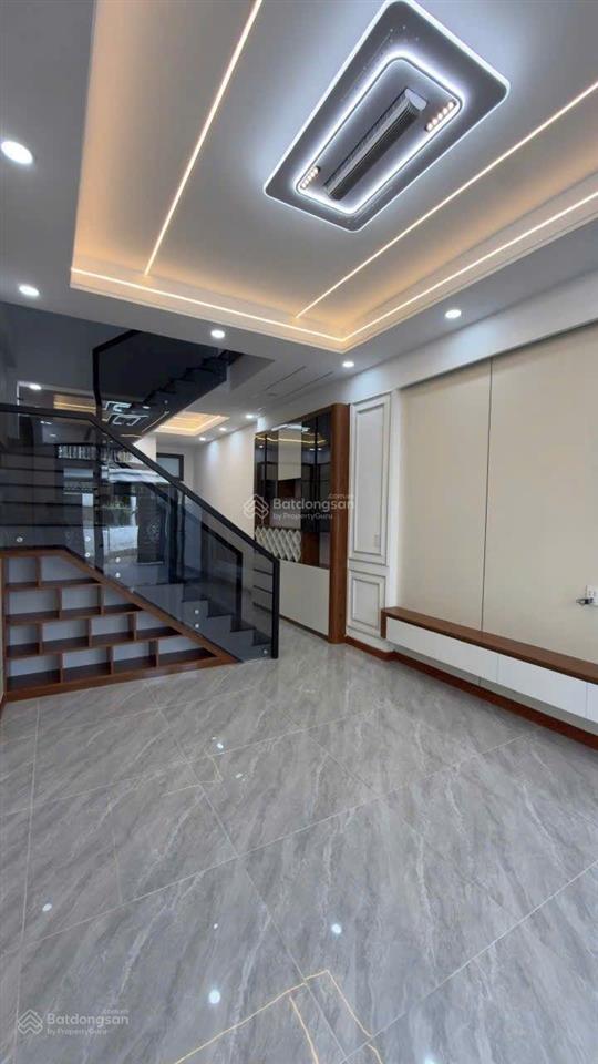 Bán nhà lầu phường tân phong hoàn công
