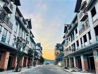 Siêu phẩm căn góc xẻ khe phân khu ngọc trai dt 105m2, khu compound đẳng cấp, giá tt sớm nhỉnh 14ty