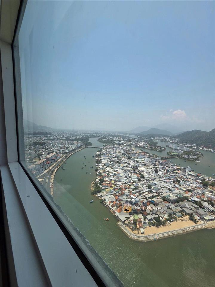 Bán căn hộ mường thanh 04 trần phú dt 68,33m2, 2pn, view biển mát mẻ, nội thất cơ bản, giá 3 tỷ