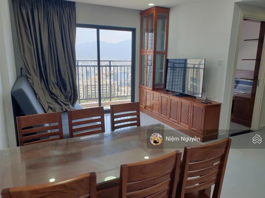Bán gấp căn hộ d'qua dt 70,5m2, căn 2pn, full nội thất điện tử, tầng trung, view biển, giá 4ty350tr