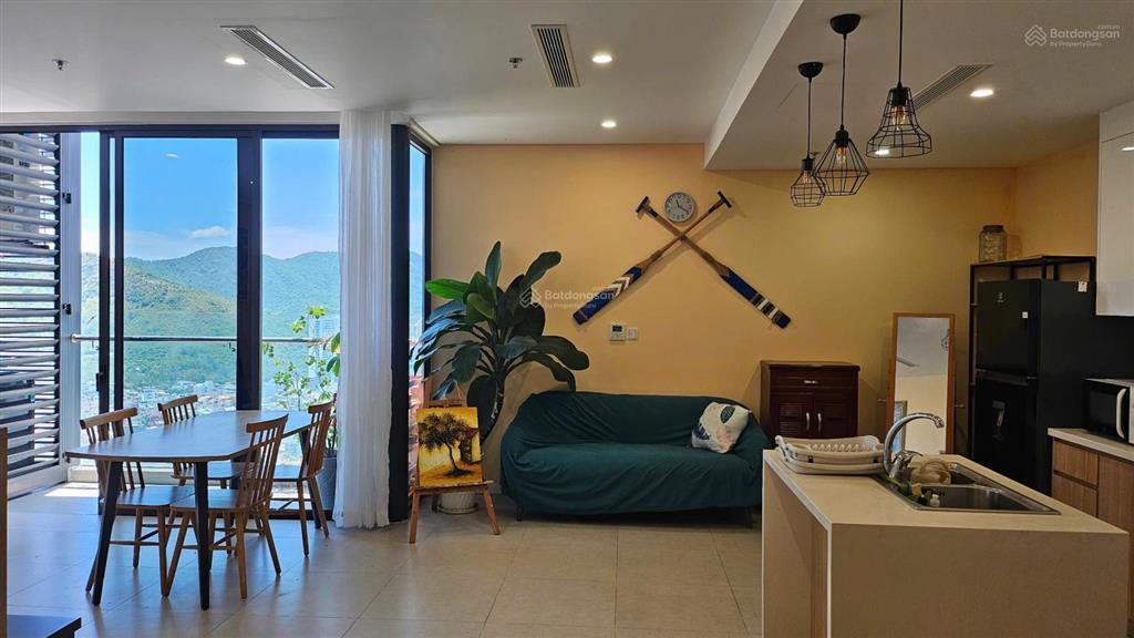 Bán căn hộ 2pn+ cao cấp scenia bay nha trang 83m2, tầng cao, view thoáng thấy biển, giá 6,3 tỷ