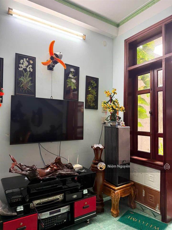 Bán nhanh nhà 3 tầng đường nguyễn thị định nhatrang dt 143,4m2, full thổ cư, gần biển, giá 12,8 tỷ