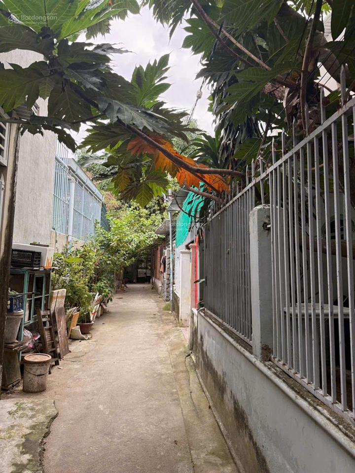 Bán nhanh căn nhà sân vườn gần biển bắc nha trang dt 145,4m2, mt rộng 8m, đất đẹp vuông vức, 5,2 tỷ